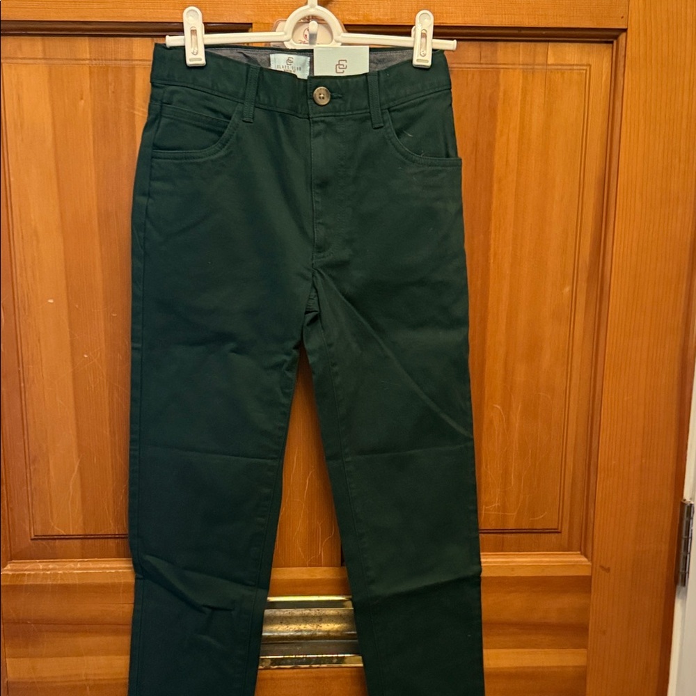 Class Club Modern Fit Adjustable Waist Pants in Deep Green